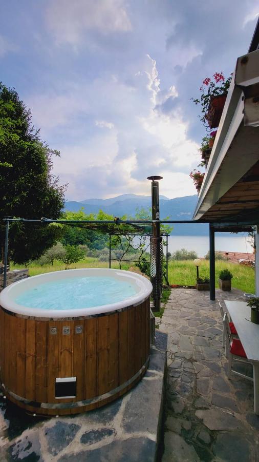La Casetta Nel Bosco - Hot Tube And Sauna Льєрна Екстер'єр фото